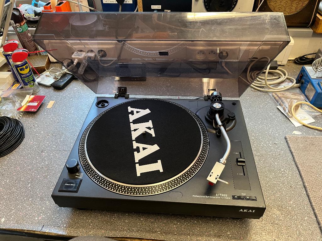 Platenspeler Akai ATT05U, Audio, Tv en Foto, Platenspelers, Gebruikt, Platenspeler, Akai, Pitch-regelaar, USB-aansluiting, Ophalen