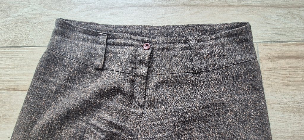 Bruine broek wijd model met gordeldetail – maat 38 – herfst, Maat 38/40 (M), Bruin, Ophalen of Verzenden, Moggy's