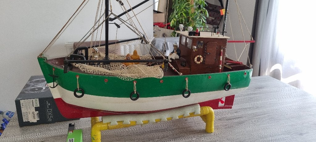 Bateau telecommandé artisanale., Enlèvement, Utilisé, Autres marques