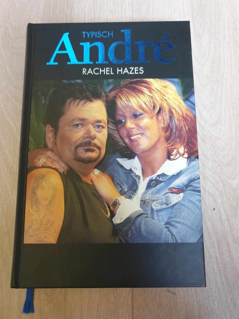 Boek André Hazes - Typisch André, Boeken, Ophalen of Verzenden, Zo goed als nieuw