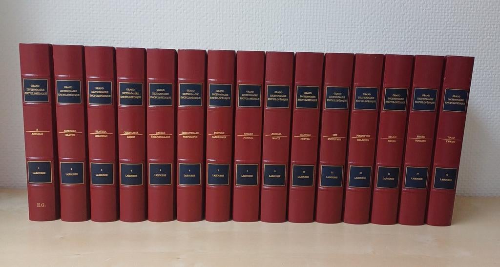 ENCYCLOPÉDIE LAROUSSE EN 15 TOMES., Boeken, Encyclopedieën, Ophalen, Gelezen, Algemeen, Complete serie