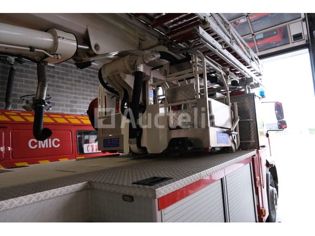 REF:E21 - Camion échelle élévatrice (2007-27333km)(VIN: W, Autos, Achat, Entreprise, Autres carburants, MAN