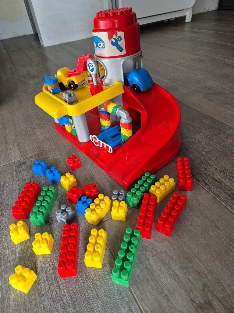 Pakket abrick blokken - garage - kraan, Ophalen, Gebruikt, Abrick