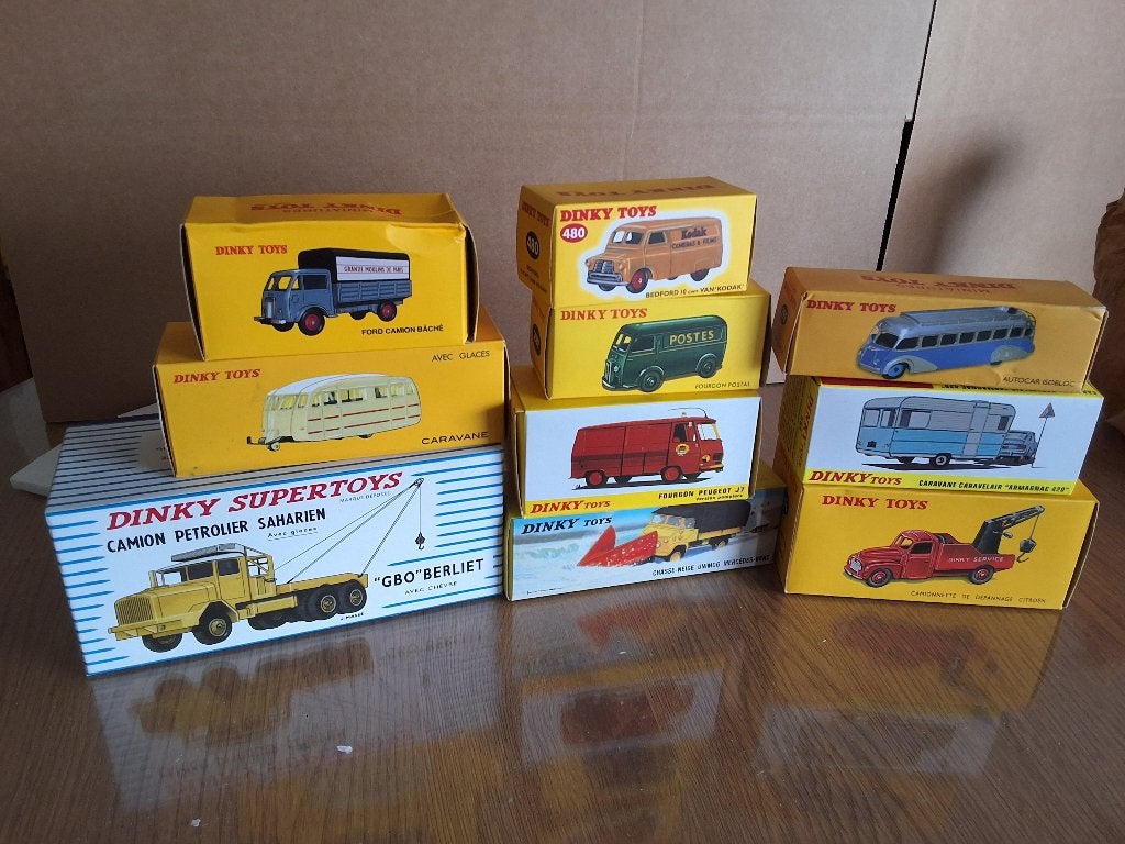 lot de dinky-toys atlas 10 pièces, Hobby & Loisirs créatifs, Envoi, Neuf, Voiture, Dinky Toys