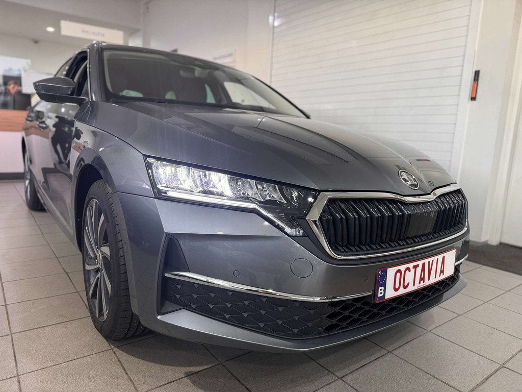 Skoda Octavia Combi 1.5 TSI Family, Autos, Neuf, Achat, Euro 6, Entreprise