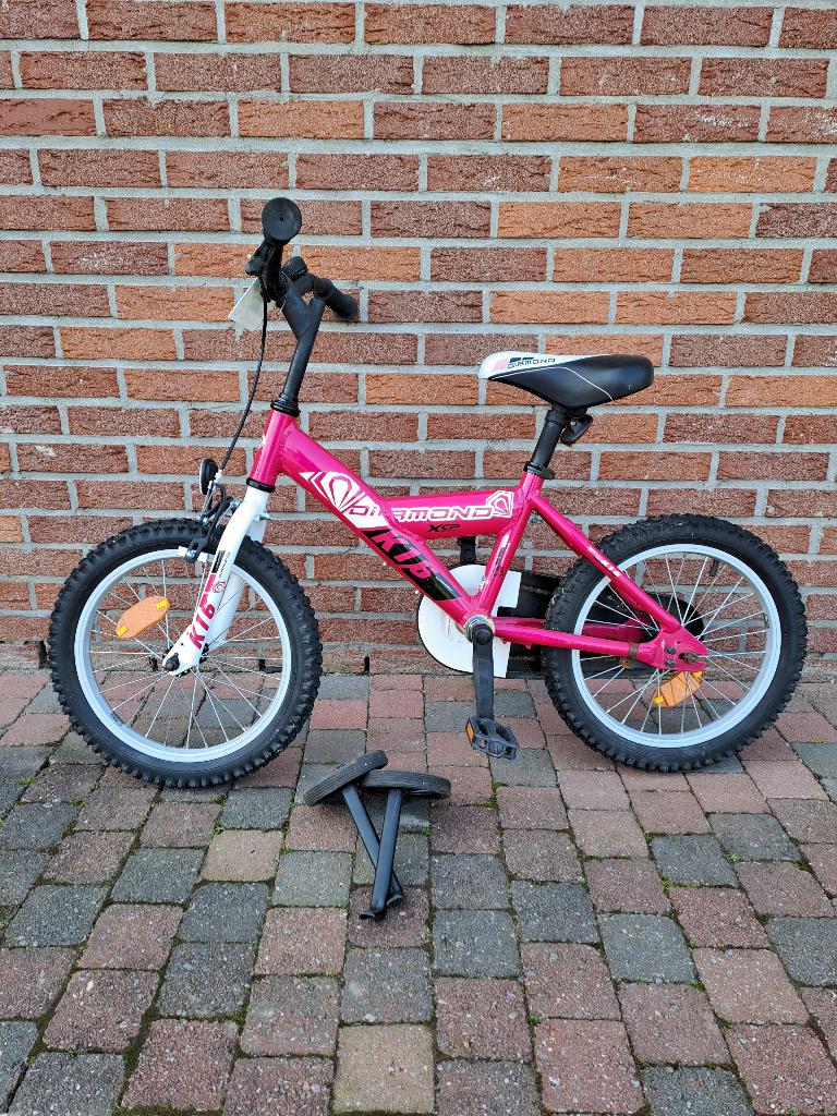 Kinderfiets met zijwieltjes, Fietsen en Brommers, Fietsen | Kinderfietsjes, Ophalen, Terugtraprem, Zijwieltjes, Minder dan 16 inch
