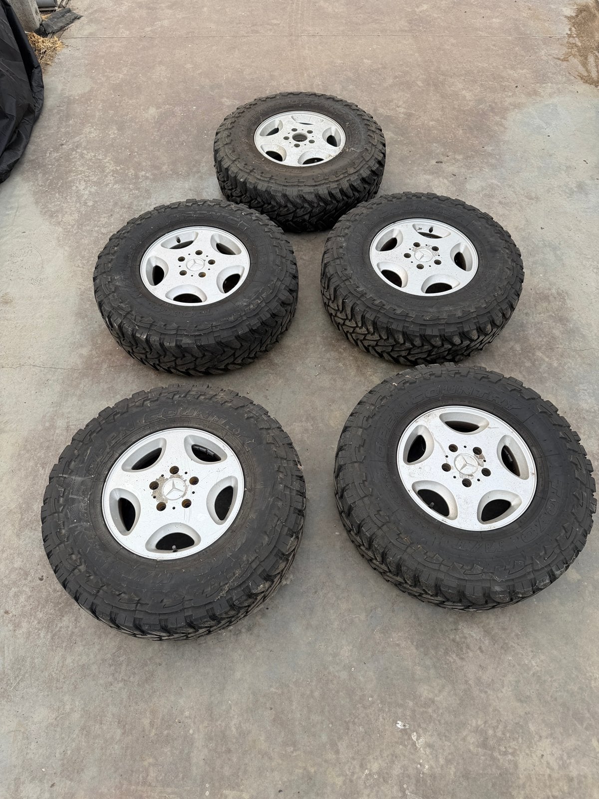 Roues Classe G W463, Enlèvement, Pneu(s)