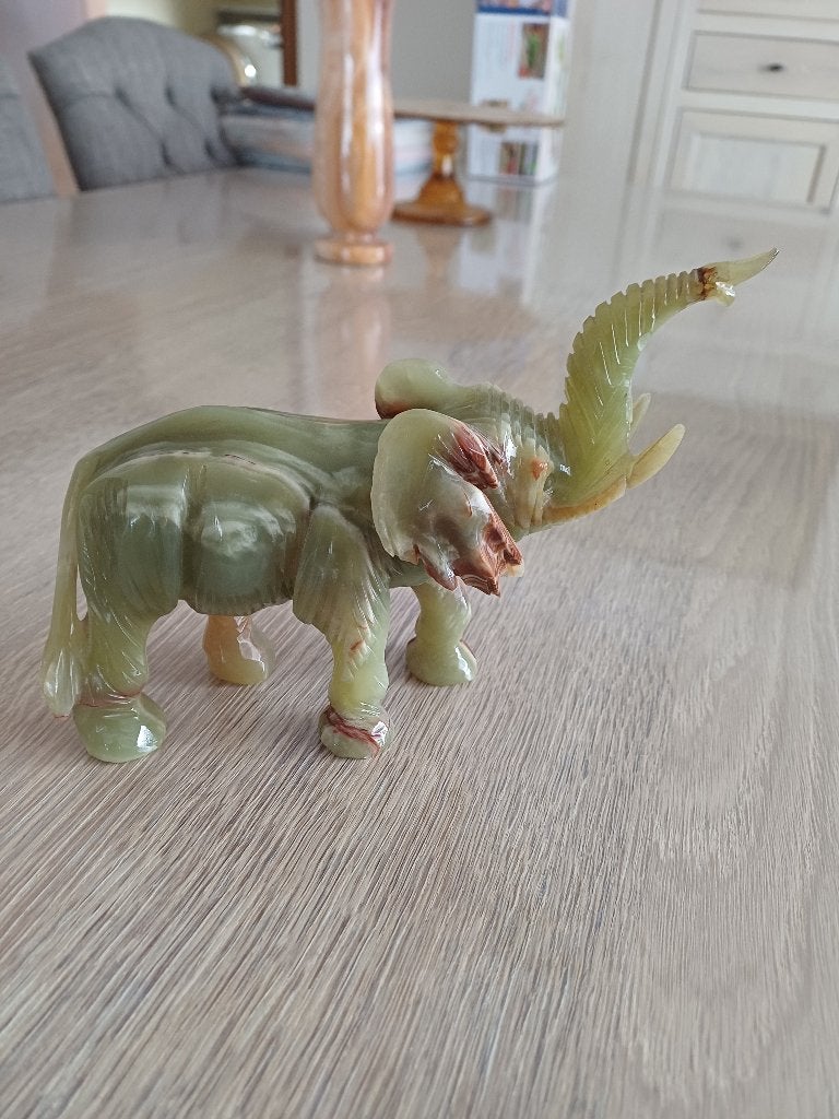 Beeldje olifant, Ophalen