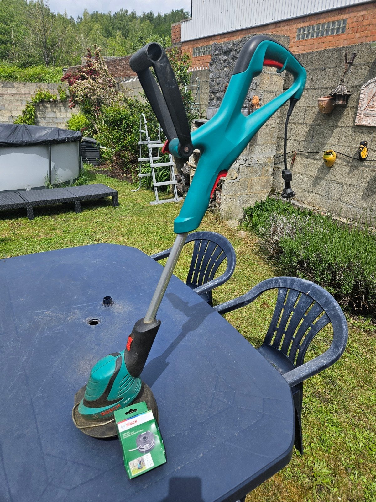 Bosh Art 24 coupe bordures, Jardin & Terrasse, Coupe-bordures, Enlèvement, Comme neuf, Électrique, Bosh