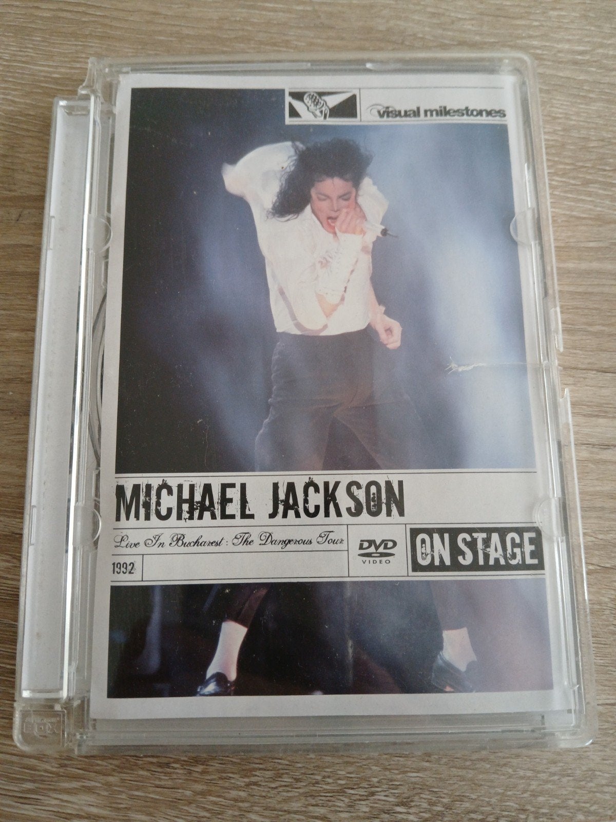 Michael Jackson Live In Bucharest: The Dangerous Tour!, Anglais, Tous les âges, Enlèvement, Utilisé
