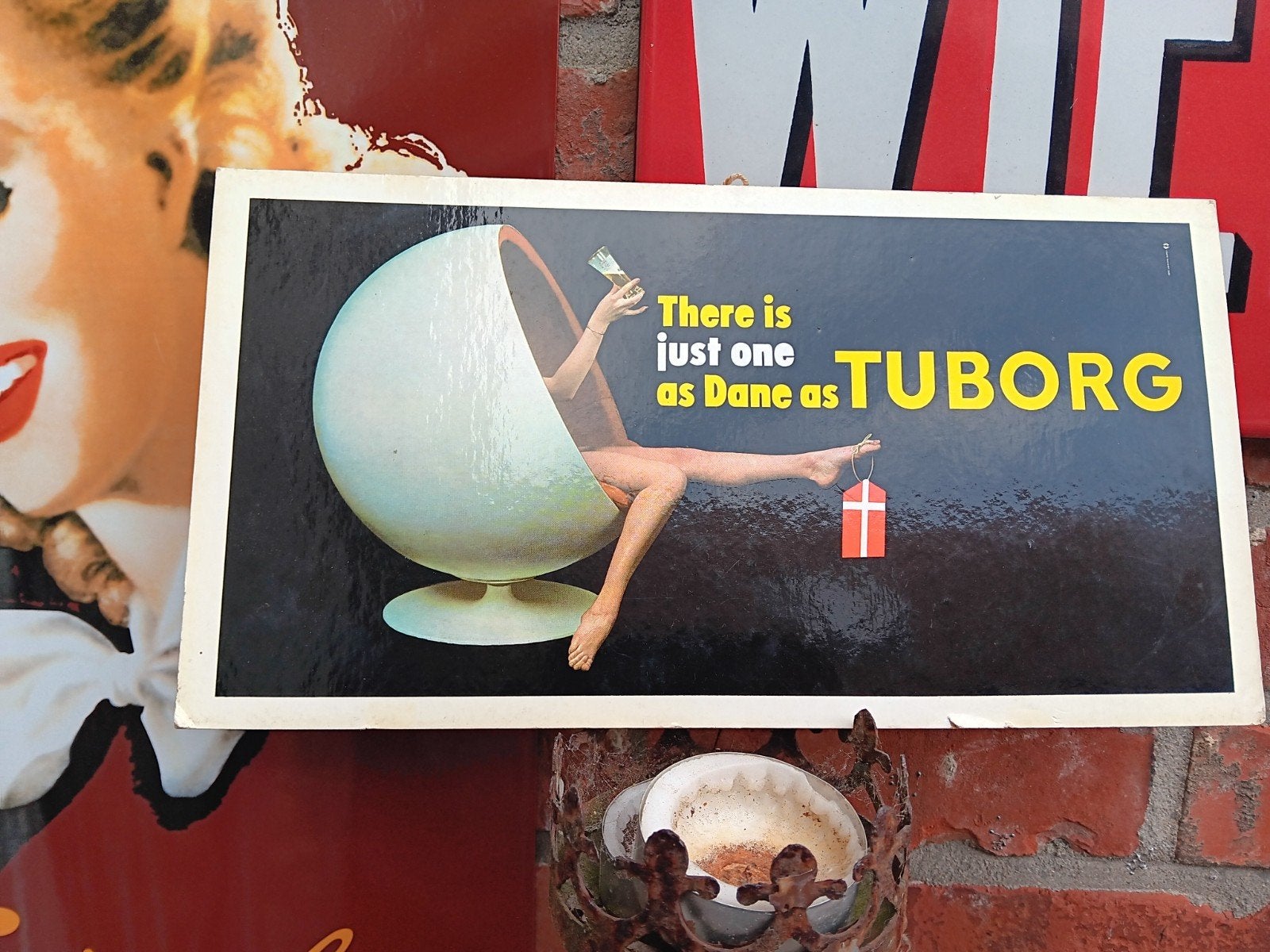 Tuborg, Collections, Enlèvement