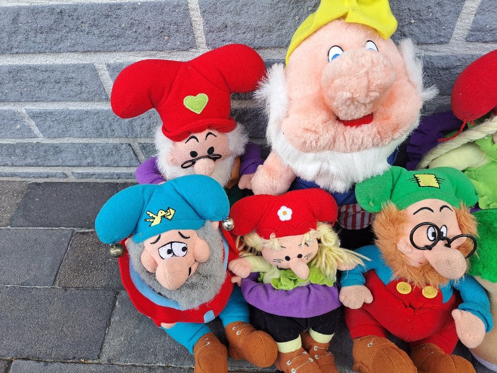 12 pluche kabouters, paddenstoel en eekhoorn, Kinderen en Baby's, Overige karakters, Overige typen, Met doos, Ophalen of Verzenden