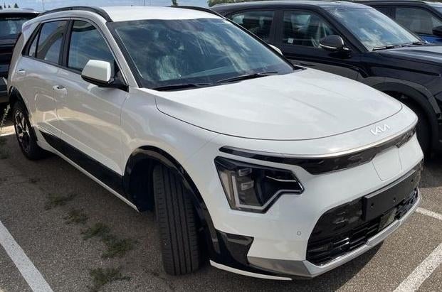 Kia Niro EV Premium NOUVELLE VOITURE! garantie jusqu'en 2032, Achat, Garantie prolongée, Entretenue par le concessionnaire, Noir