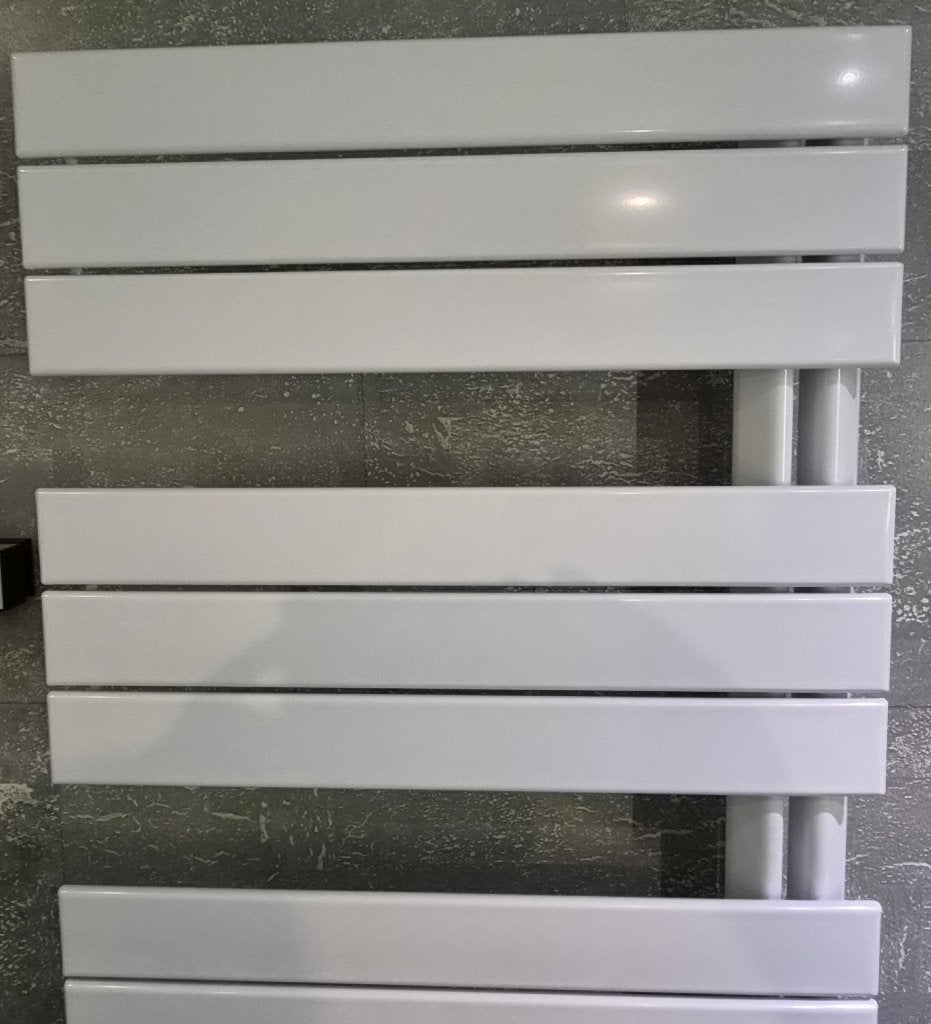 Radiateur de salle de bain nouveau Radson Elato T, Bricolage & Construction, Enlèvement, 80 cm ou plus, Radiateur, 60 à 150 cm