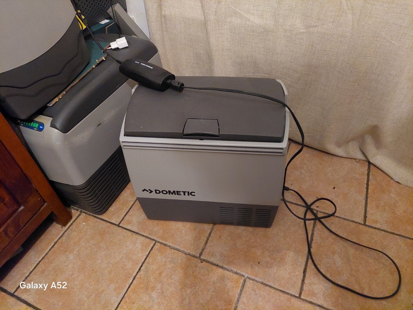 Dometic CDF-18 compressor coolfreeze auto camper koelbox 12v, Caravans en Kamperen, Ophalen of Verzenden, Zo goed als nieuw
