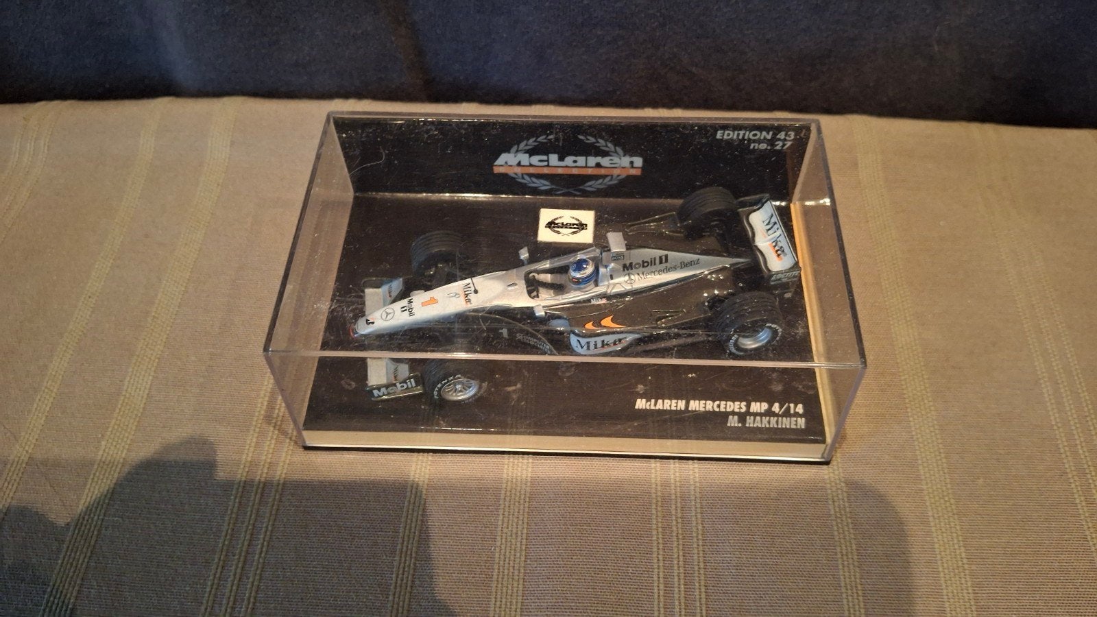 schaalmodel McLaren Hakkinen, Ophalen