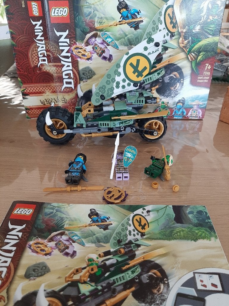 Lego Ninjago set 71745 Lloyd's Jungle Chopper Bike, Lego, Ophalen of Verzenden, Zo goed als nieuw, Compleet