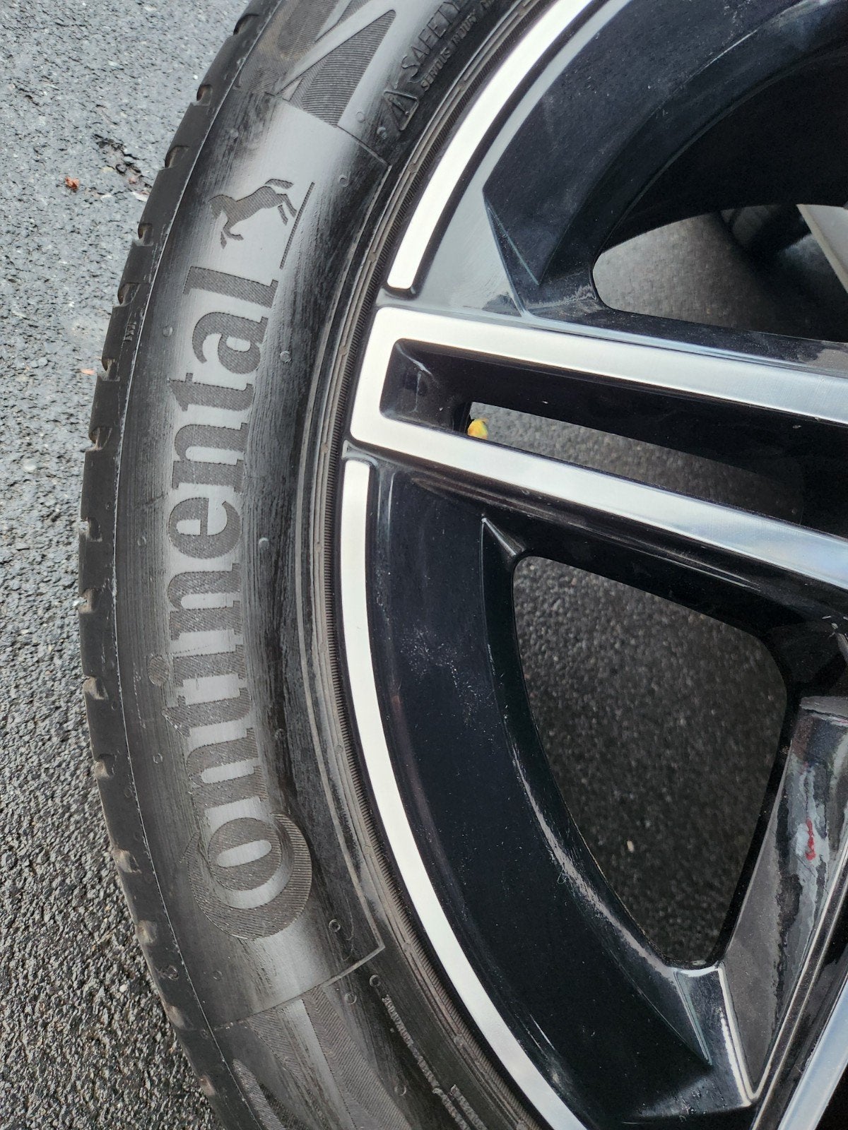 2 pneus Continental EcoContact6, 285 mm, Pneus été, Pneu(s), Enlèvement