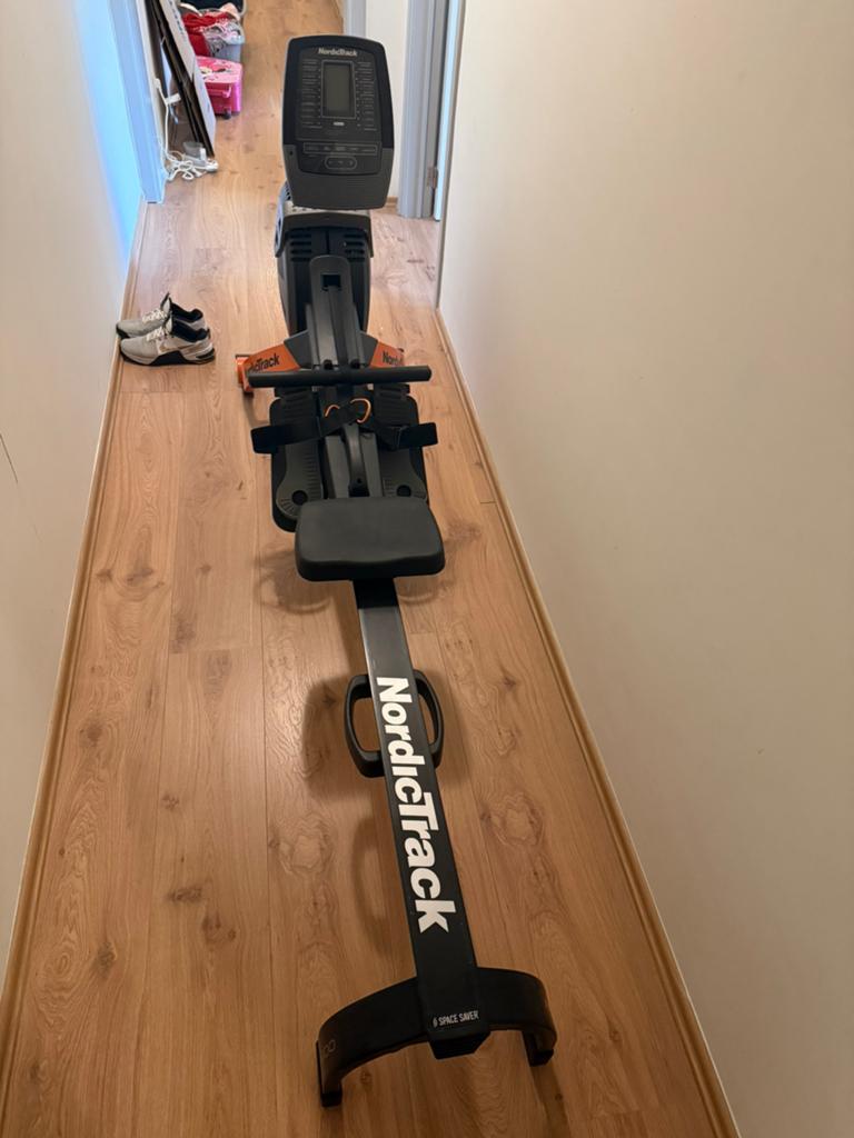 NordicTrack RX800 Roeitrainer – Opvouwbaar, Sport en Fitness, Fitnessapparatuur, Ophalen, Zo goed als nieuw, Roeitrainer