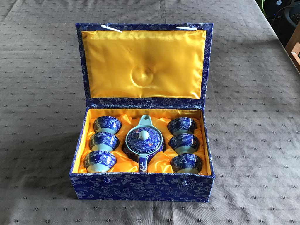 Service coffret à thé neuf, Maison & Meubles, Cuisine | Vaisselle, Neuf, Service complet, Autres styles, Porcelaine, Enlèvement