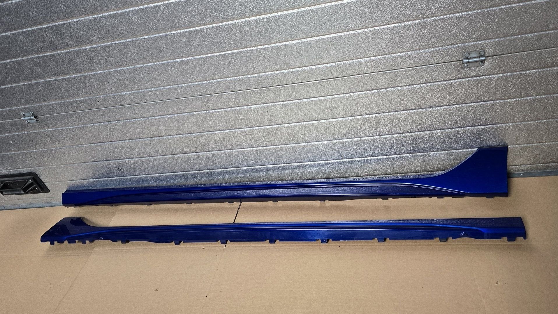 Sideskirts Dorpel VW Golf 8 VIII R R20 5H0853860B 5H0853859B, Volkswagen, -, Origine de la pièce connue, Utilisé