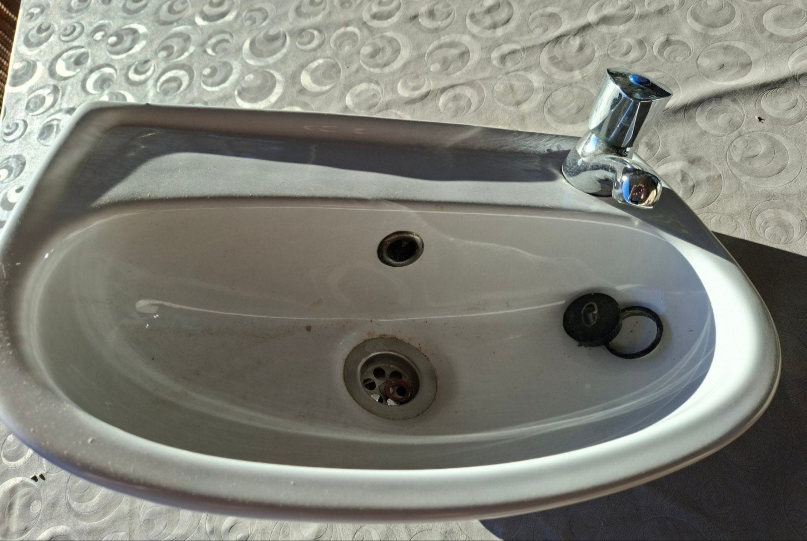 Wasbak,wasbakje, wastafel wc, Ophalen