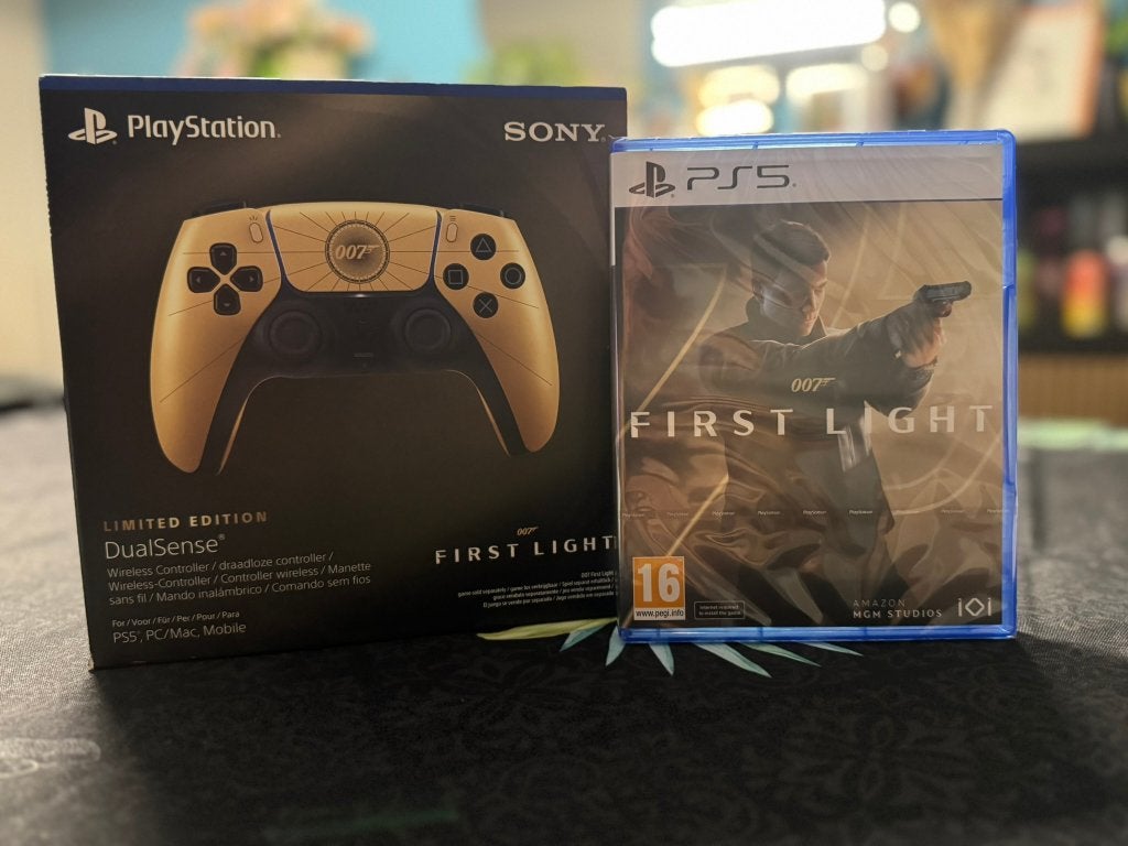 Lot Manette PS5 DualSense + Jeu 007 First Light, Enlèvement ou Envoi, PlayStation 5, Contrôleur, Neuf