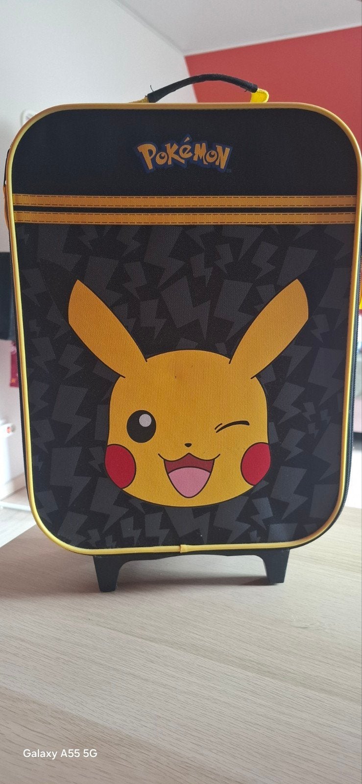 Trolley Pokémon, Picachu 31x41x10, Overige materialen, Wieltjes, Gebruikt, Minder dan 50 cm