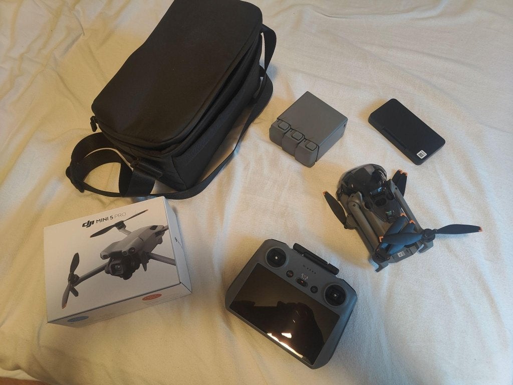 DJI Mini 5 Pro Fly More Combo + 256GB – als nieuw, Audio, Tv en Foto, Ophalen, Cameradrone, 15 tot 30 minuten, Zo goed als nieuw