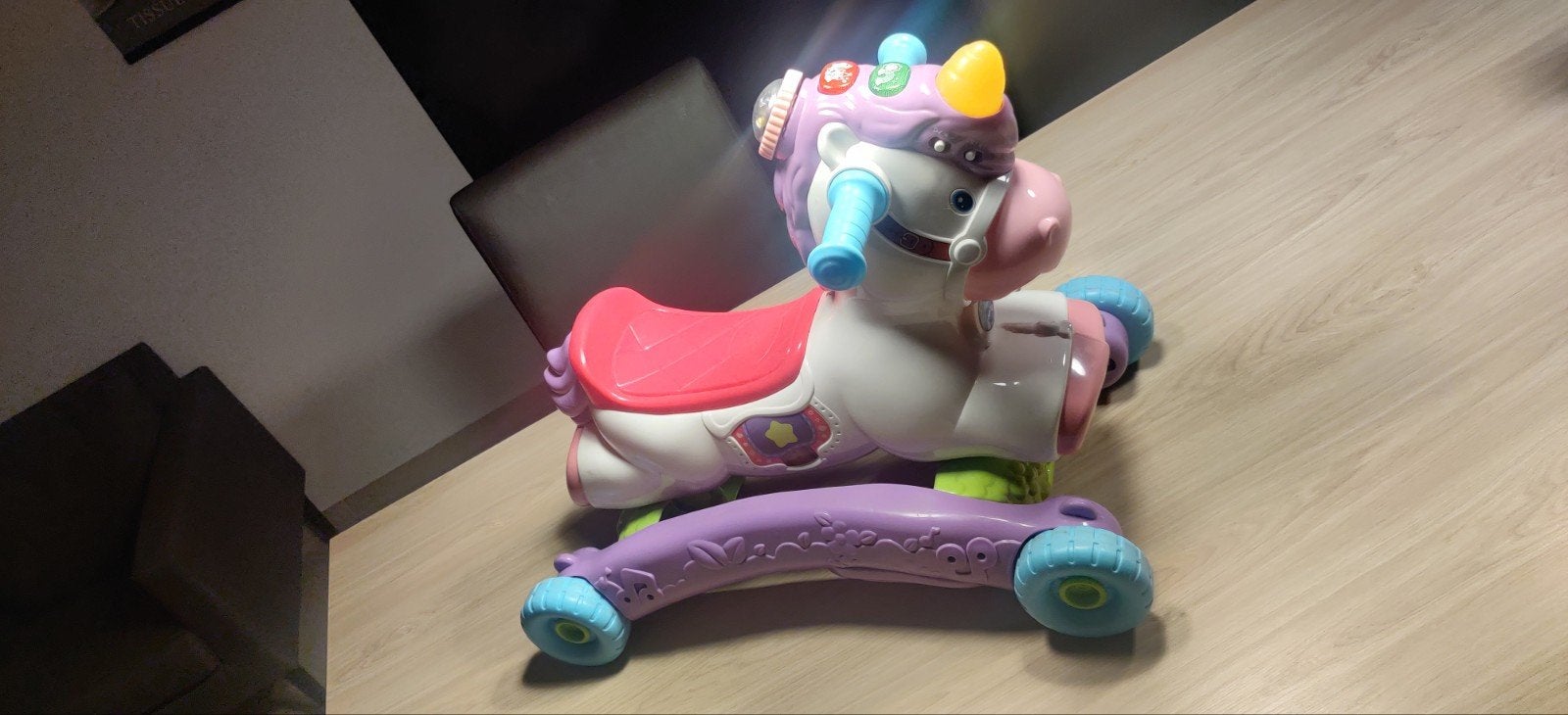 Hobbel & speel eenhoorn, Kinderen en Baby's, Speelgoed | Buiten | Actiespeelgoed, Ophalen