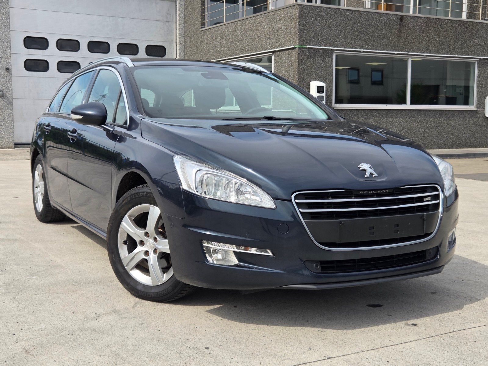 PEUGEOT 508SW 1.6 E-HDI AUTOBOX MET PANORAMISCH DAK 2013, Auto's, Euro 5, Stof, Zwart, 4 cilinders