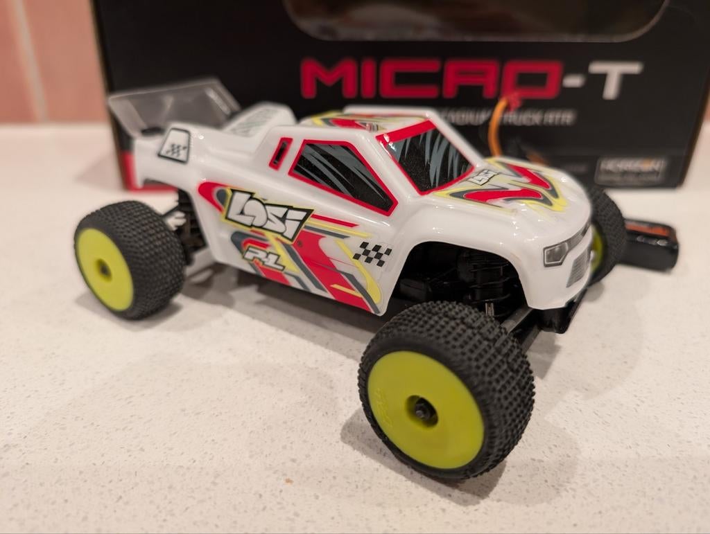 Losi Micro-T nieuwstaat - te ruil tegen Micro-B, Hobby & Loisirs créatifs, Enlèvement ou Envoi