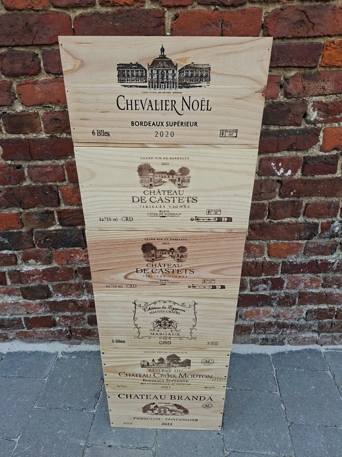 caisses à vin vides caisse en bois 5€50 pièce, Enlèvement