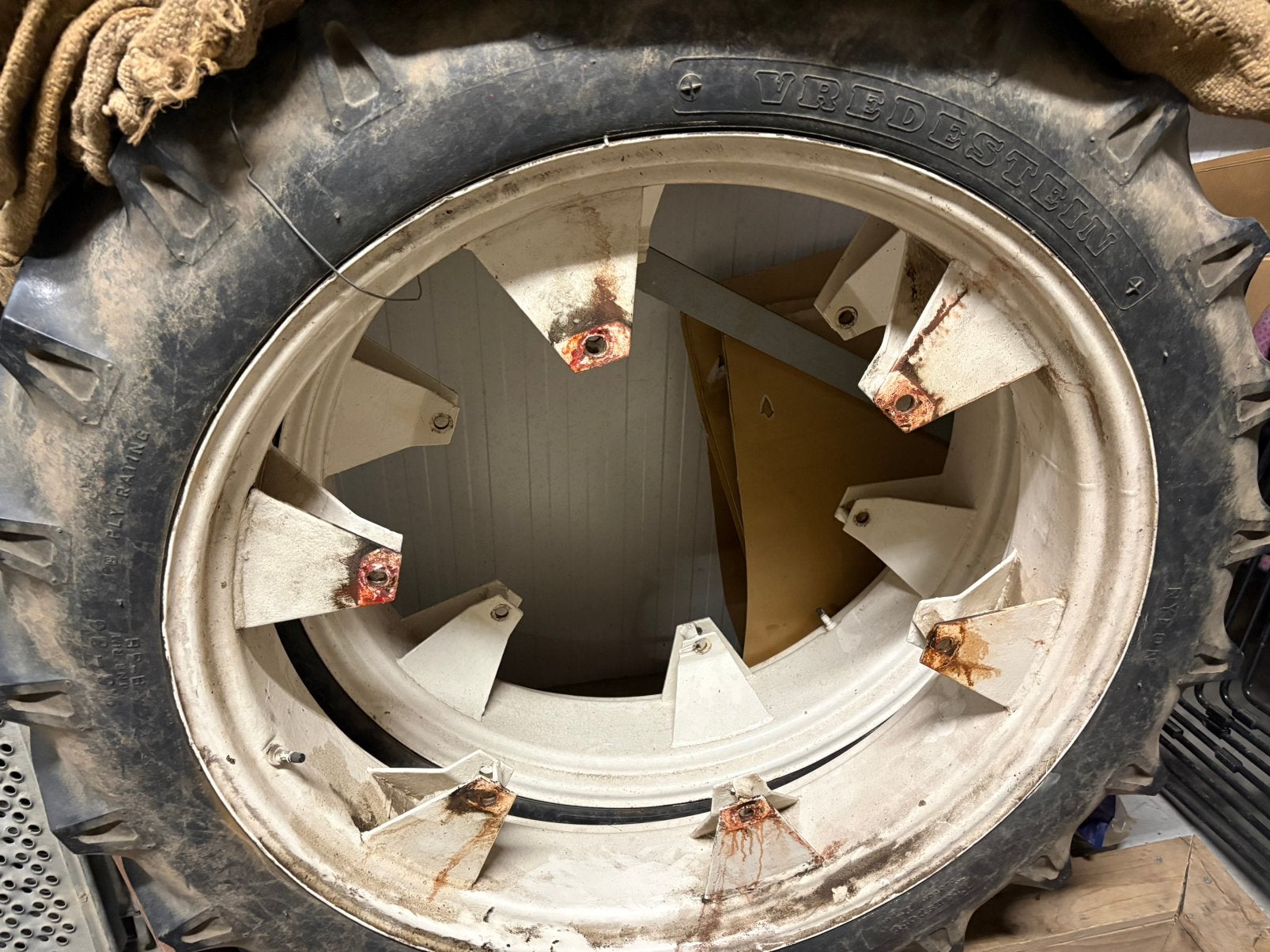 Banden orgineel voir de McCormick D439, Ophalen