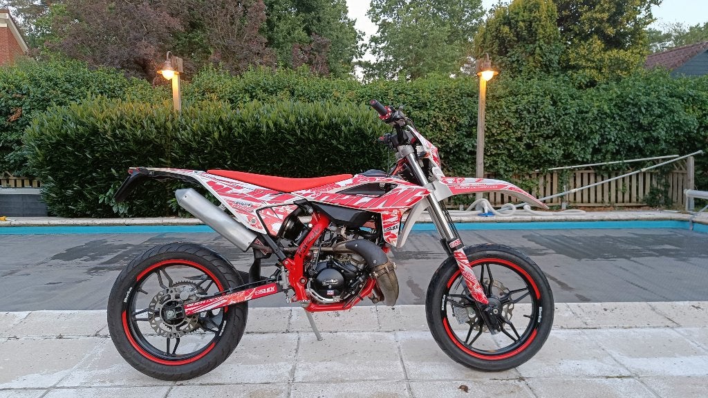 Beta RR 50 Slick Design 2025, 6 versnellingen, Zo goed als nieuw, 50 cc, Ophalen