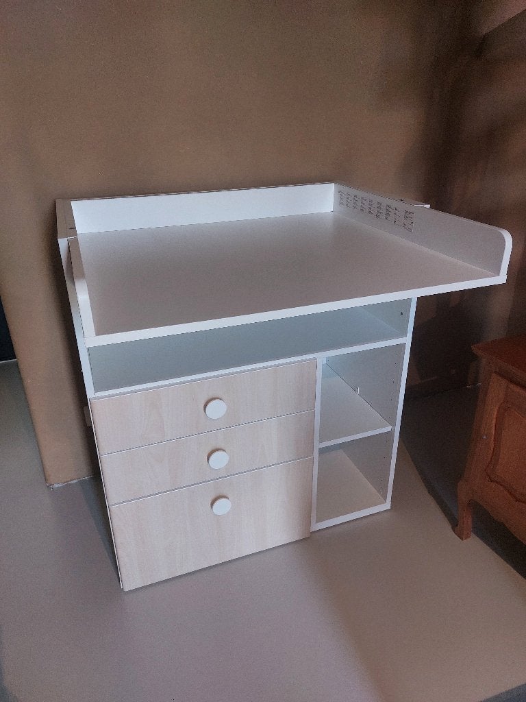 Verzorgingstafel Commode IKEA, Kinderen en Baby's, Ophalen, 50 tot 70 cm, Zo goed als nieuw, 75 tot 100 cm