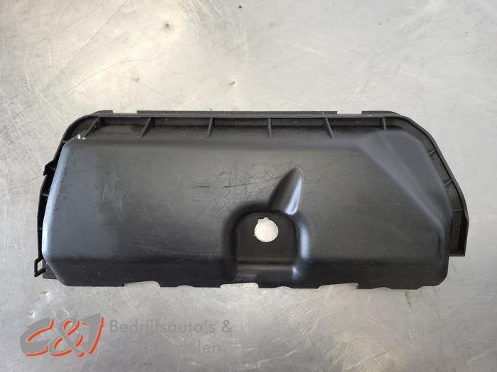 Couverture moteur d'un Renault Trafic, Renault, -, 3 mois de garantie, Utilisé