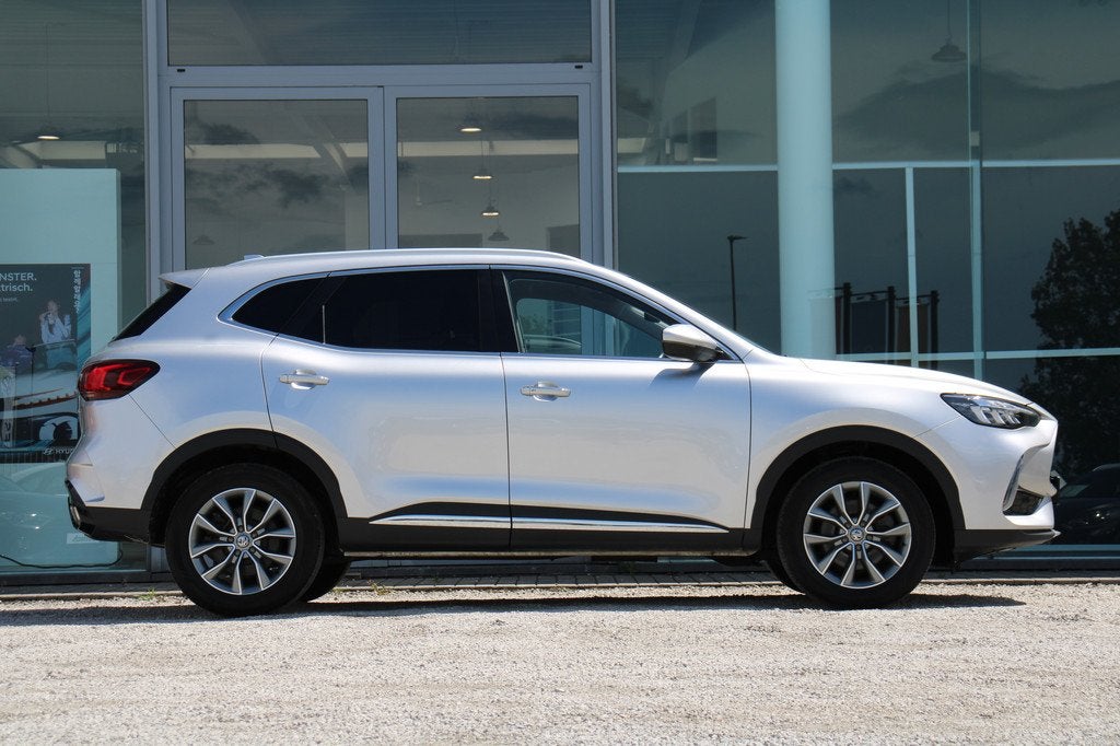MG HS 1.5T AUTOMAAT LUX (bj 2023), Auto's, 4 cilinders, Bedrijf, 5 zetels, 5 deurs