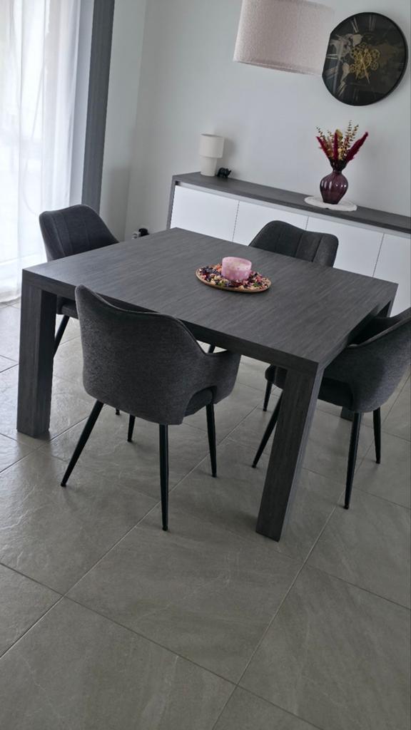 Vierkante eettafel, Huis en Inrichting, Tafels | Eettafels, Ophalen, Gebruikt, Vierkant, Vier personen