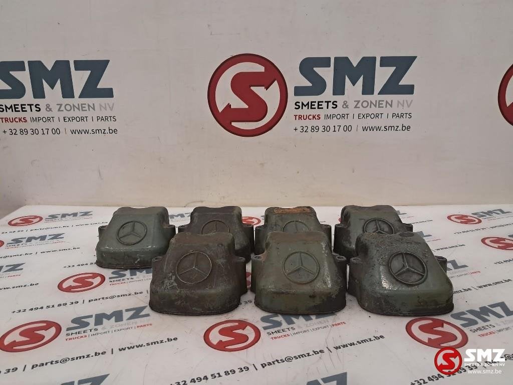 Occ set van 7 cilinderkopdeksels OM442.906 Mercede, Gebruikt, Mercedes-Benz, Motor en Accessoires