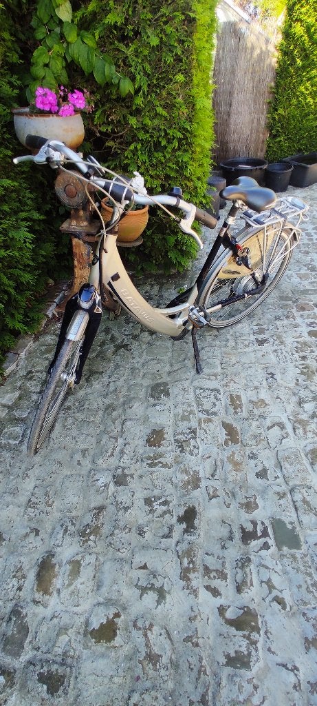 Vélo électrique Batavus pour Dame, Enlèvement, Comme neuf, Batavus