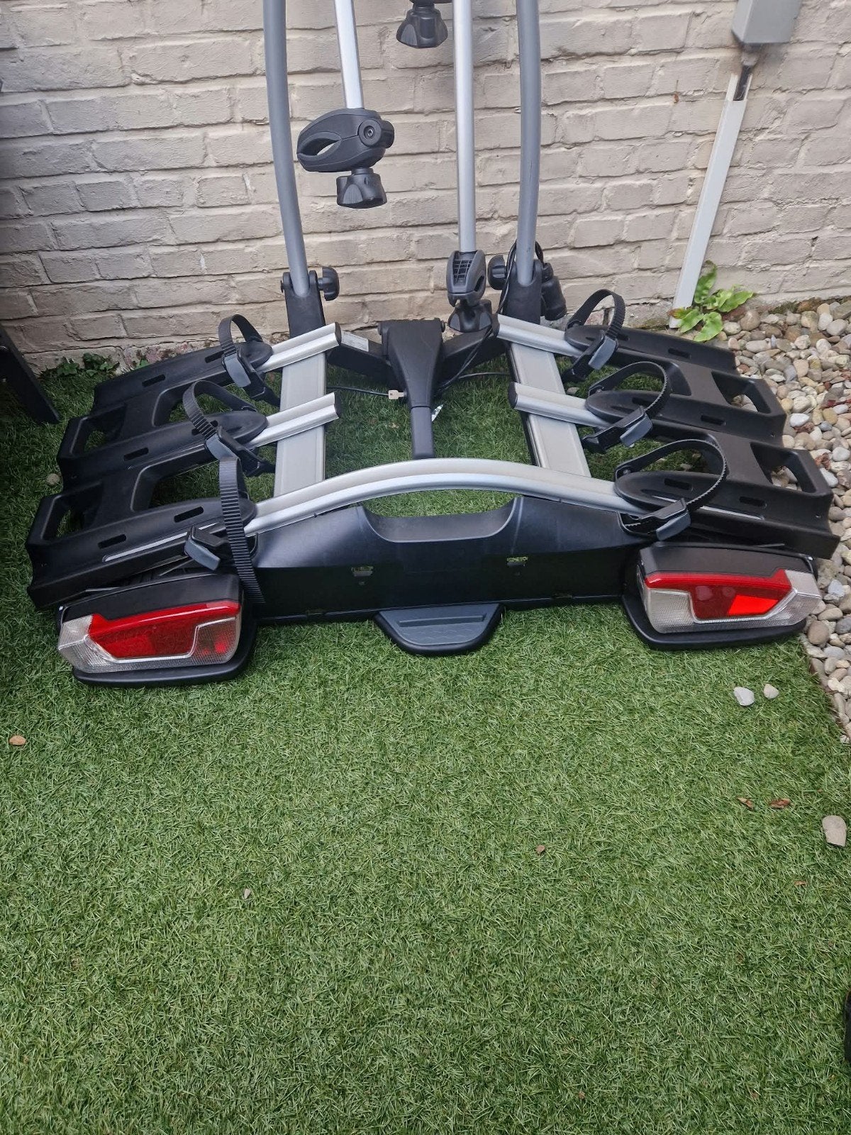 Thule Fietsendrager voor 3 fietsen, Ophalen
