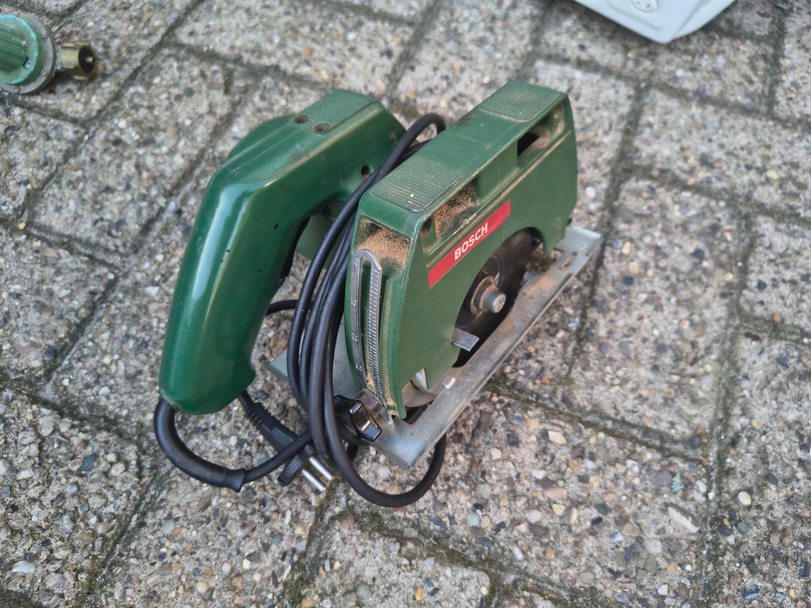 Bosch afkortzaag, Ophalen, Afkortzaag