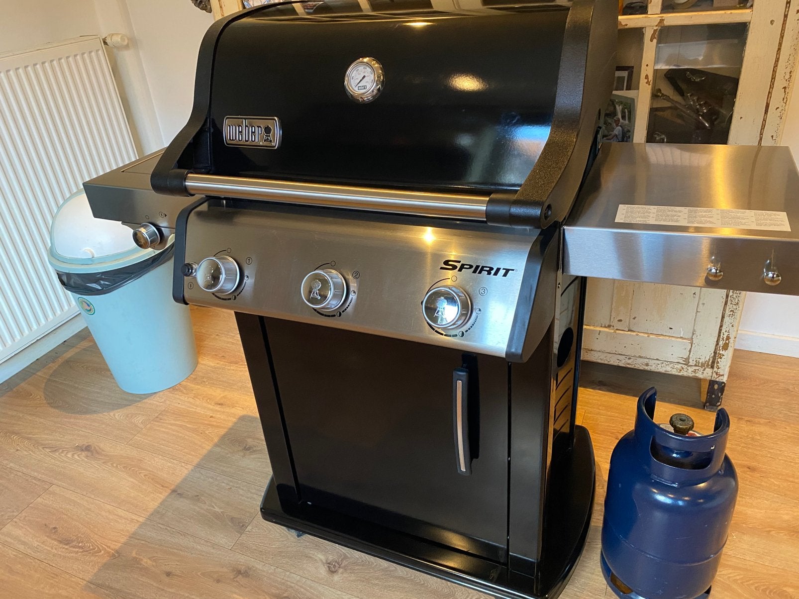 Weber Spirit E-325 GBS black gasbarbecue z.g.a.n., Tuin en Terras, Gasbarbecues, Zo goed als nieuw, Ophalen