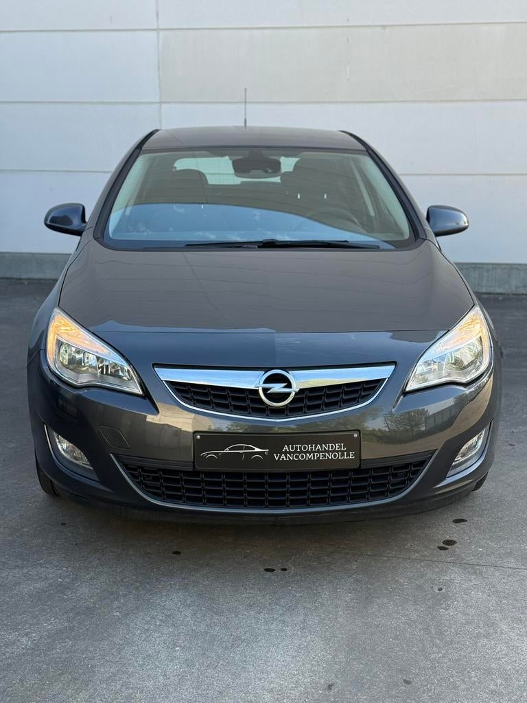 Opel Astra 1.4i 2010 /Airco/Cruise/, Auto's, Opel, Euro 5, Bedrijf, Astra, Centrale vergrendeling