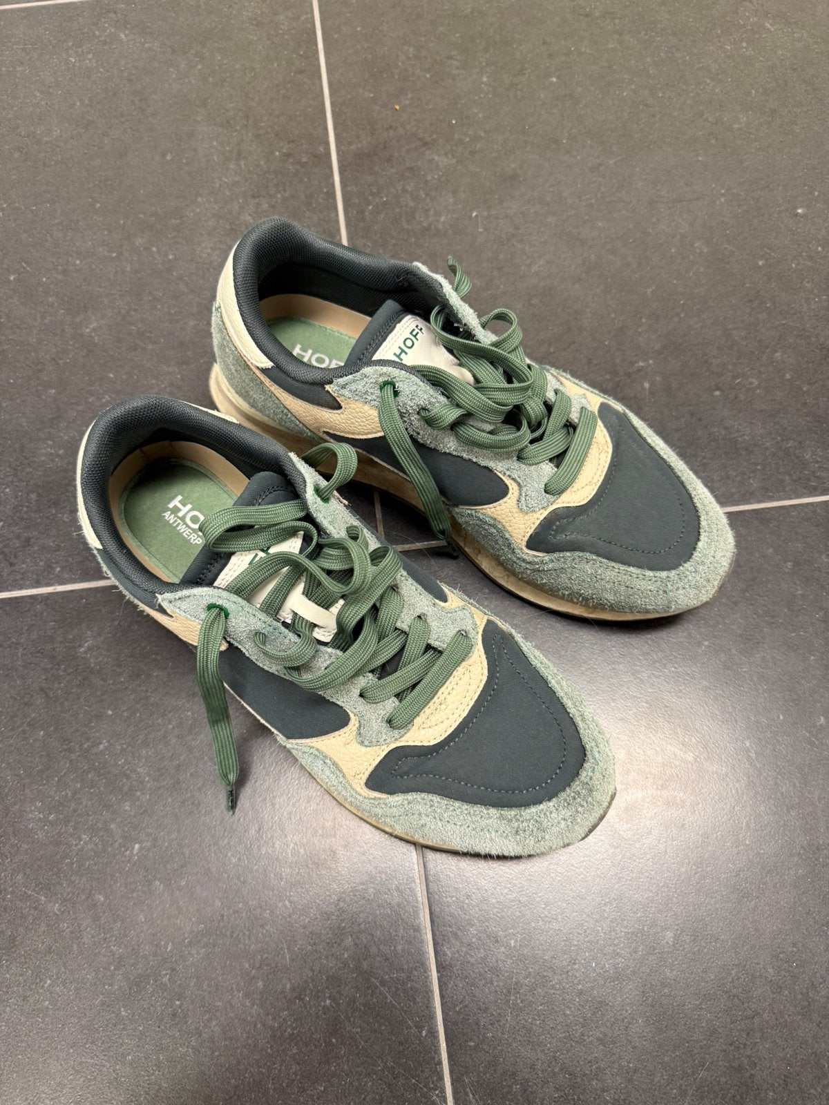 Hoff schoenen, Kleding | Heren, Schoenen, Overige kleuren, Verzenden, Zo goed als nieuw, Sneakers
