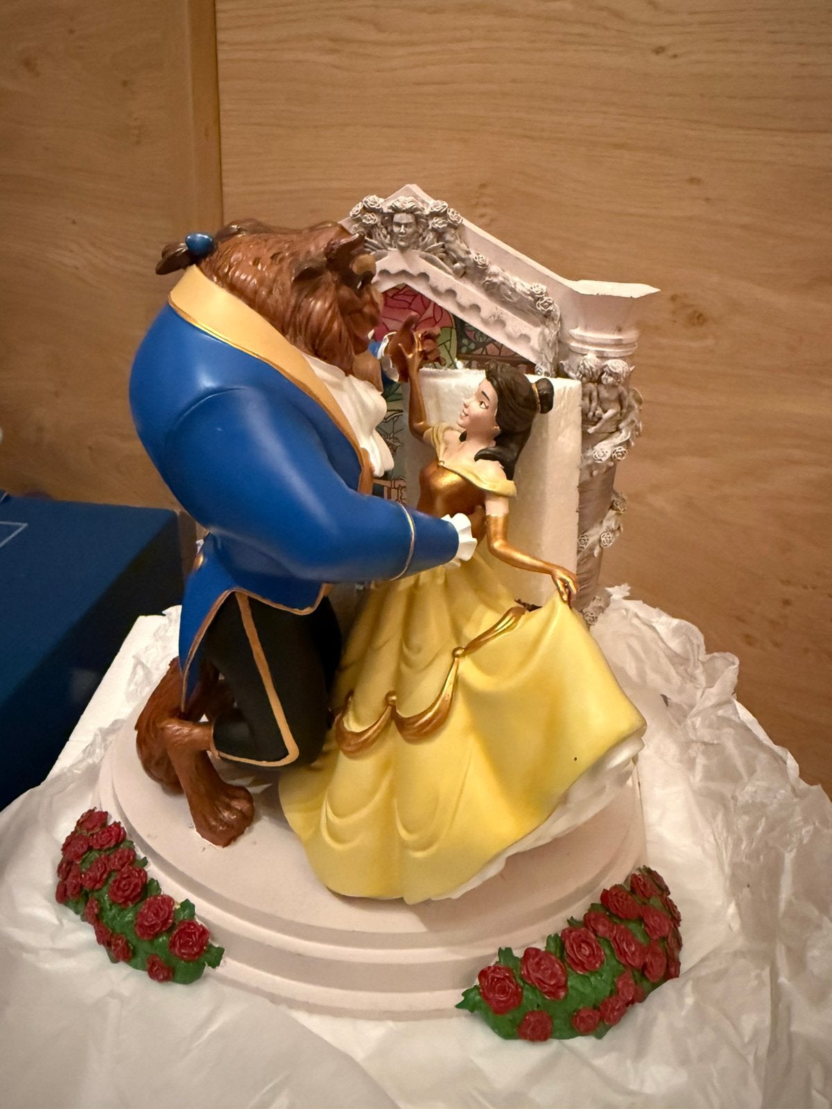 Beauty and the beast disney showcase, Enlèvement ou Envoi