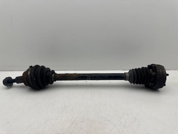 Aandrijfas links-voor van een Volkswagen Golf Plus, Gebruikt, -, Volkswagen, -