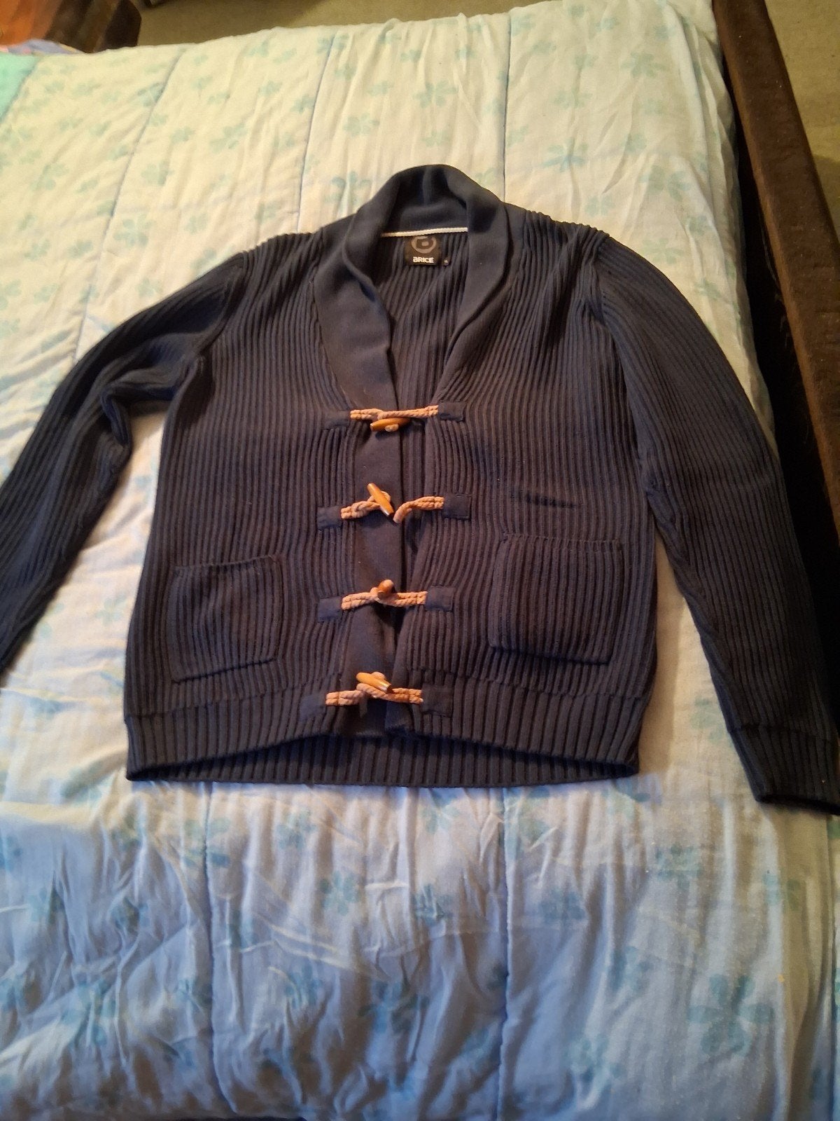 pull avec gros boutons, Enlèvement, Gris