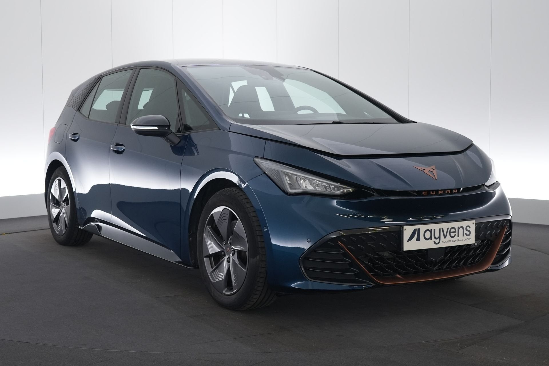 (2CFA929) CUPRA BORN, Automaat, Gebruikt, Blauw, 5 zetels